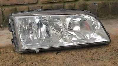 VOLVO C70  Jewel  RH Headlight Assembly (2003-2004) 9467893 • $149.50