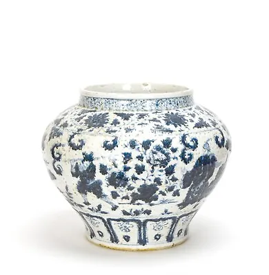 Large Chinese Ming Style Blue And White Figure Porcelain Pot • $4500