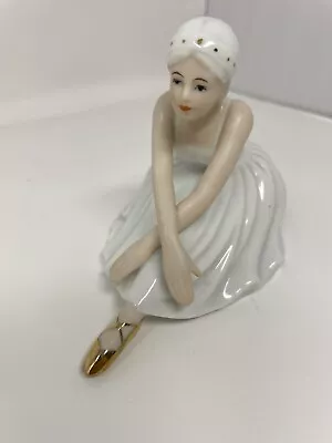 £6 • Buy Vintage SBL Regal House Collection Handpainted Porcelain Sitting Ballerina
