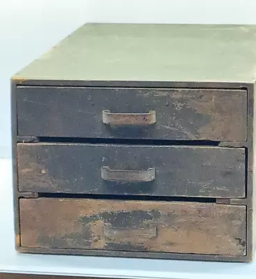 Vintage SMALL WOOD 3-DRAWER PARTS SMALL CABINET MACHINISTS MILTARY? TOOL BOX • $59.99