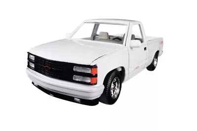 1992 CHEVY 454 SS PICKUP TRUCK 1/24 Scale DIECAST CAR SHOWCASTS 73203WT/16D • $14.16