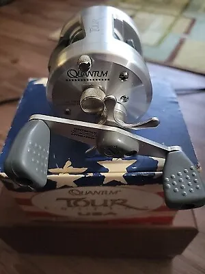 Vintage Quantum Baitcasting Reel US 300 Tour Edition US300 1993 - Used • $70