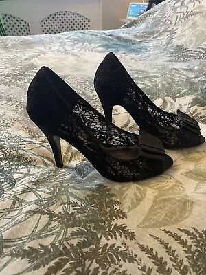 J By Jasper Conran Black Lace Evening Peep Toe Court Shoe - Used -Size 5 • £3