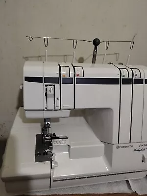 Husqvarna Viking Huskylock 905 Serger • $219