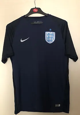 £15 • Buy England 2017 Nike Third Men’s Large Football Shirt