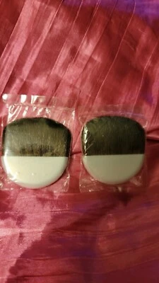 $20 • Buy LOT OF 2 Mary Kay POWDER/ FOUNDATION Sable Brushes NEW AND SEALED