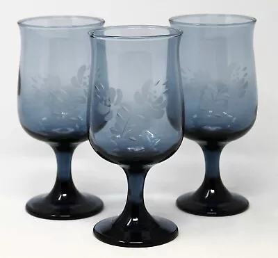 3 Vintage Pfaltzgraff Yorktowne Blue Etched Water Wine Goblets Set 12 Oz Glasses • $12.34