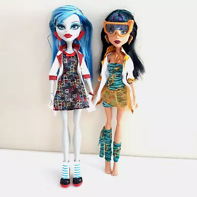 Monster High Mad Science Classroom Lab Partners Dolls Ghoulia Yelps Cleo De Nile • $34.95