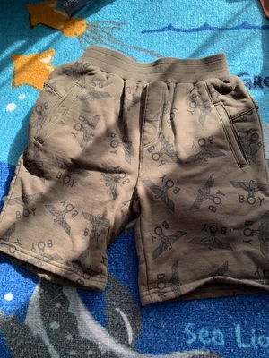 £8 • Buy Boy London Short