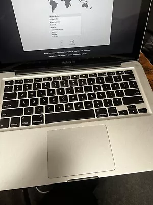 Apple MacBook Pro 13.3'' 500GB  8GB Laptop Silver • $60