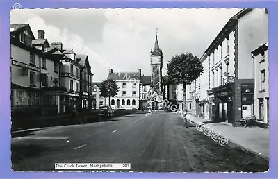 1956c VINTAGE CAR & TOWER MACHYNLLETH POWYS Montgomeryshire RP PHOTO POSTCARD • £1.29