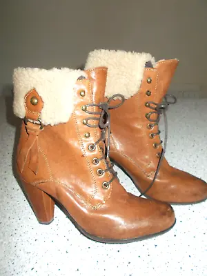 NEW CARA Leather Lace Up Fur Trim Ankle Boots Size 6 Price Tag £150 • £19.99