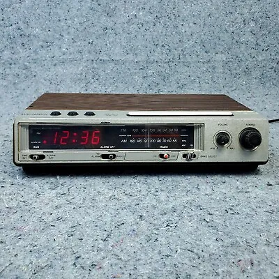 Vintage 1980's Magnavox 479/44 Radio Alarm Clock Wood Grain Digital Retro Works • $30