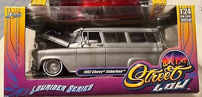 Jada Toys STREET LOW 1957 Silver Chevy SUBURBAN LOWRIDER Series 1:24 Sc. DieCast • $60