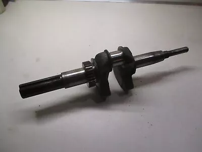 Vintage Briggs & Stratton 143302 Engine Crankshaft 1  X 2 7/8  Output • $25.99