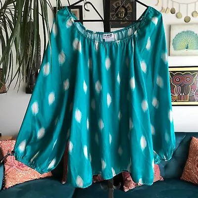 MONROE & MAIN Size 1X Green Print Satin Finish Scoop Neck Blouse Top • $16.99