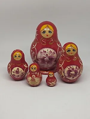 Vintage Russian Matryoshka Nesting Dolls X5  Red & Golden Paint 4.5  • £9.95