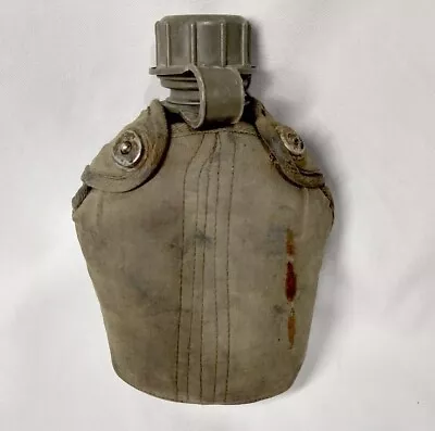 Vintage US Army Plastic Canteen Insulated Fabric Cover Metal Snaps • $10