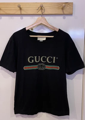 $390 • Buy GUCCI Washed Logo Oversized Tshirt Size S