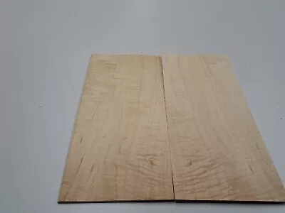 Figured Maple (micro Bundle) - 10 NATURAL WOOD Sheets 200mm X 100mm • £6