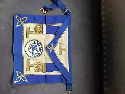 Vintage Masonic Hertfordshire Lambskin 'apron' • £0.99