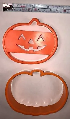 Cookie Cutters Lot / 2 1984 Wilton & Hallmark Halloween Pumpkins Vintage • $6.30