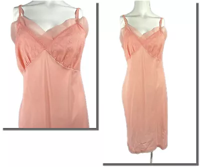 Vintage Peachy Pink Lace & Chiffon Nylon Full Slip Pretty Color! Kayser 38 • $48.99