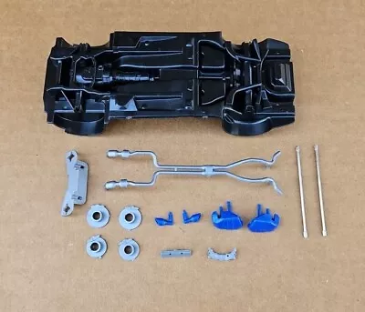 Amt 1/25 2010 Chevy Camaro Ss/rs Coupe Hot Wheels Chassis And Related Parts • $3.95