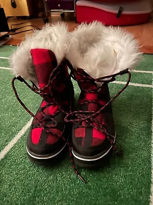$23 • Buy Women Boots, Winter, Black/Red Buffalo Plaid, 7, Maurices, Faux Inside Fur!