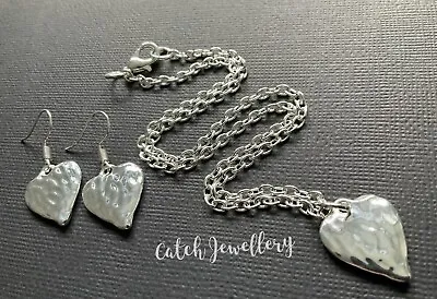 Hammered Silver HEART Chain Necklace And FREE Heart Earrings  Alloy • £3.79