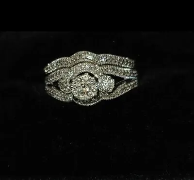 $600 • Buy Preowned Zales Diamond Ring