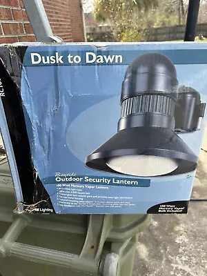 Cooper Bayside Dusk To Dawn 100 WT Mercury Vapor Outdoor Light Fixture RC100MVB • $68