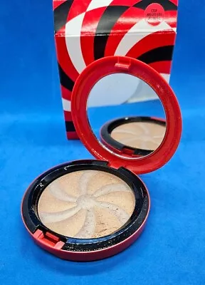 MAC Hyper Real Glow Duo Highlighter STEP BRIGHT UP/ALCHE-ME .28oz (DAMAGED) • $17.99