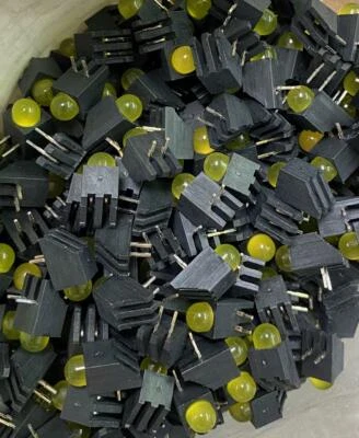 $2.39 • Buy P-TEC PL506-1Y LED 5mm Holder Right Angle High Efficiency YELLOW **NEW** Qty.5