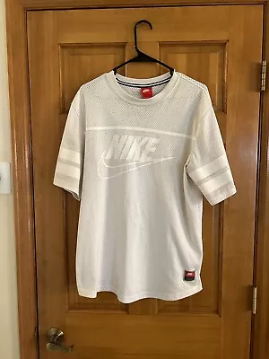 Vintage NIKE Red  Tag Crew Neck T Shirt Red With Nike Swoosh Logo Size Large • $12