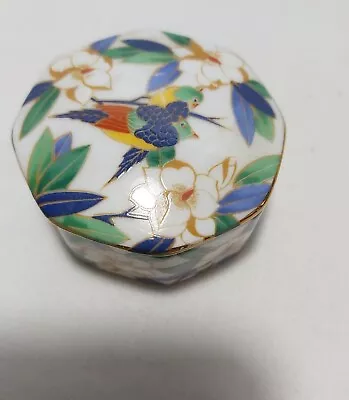 Vintage Japanese Satsuma Kutani Porcelain Hand Painted Trinket/Pill Box Dia5cm • $39.20