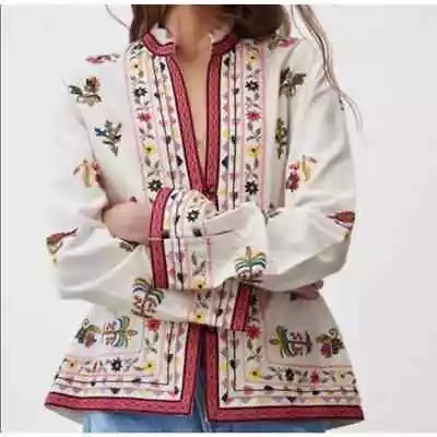 Zara Embroidered White Linen Blend Jacket Bird Floral Size Small • $59.99