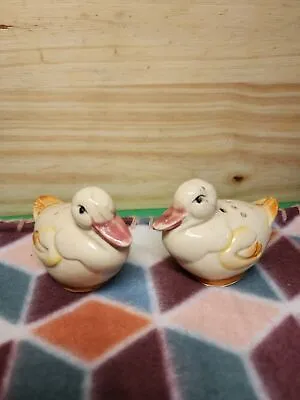 Vintage White Duck Salt And Pepper Shakers Cork Stoppers Japan • $7.54