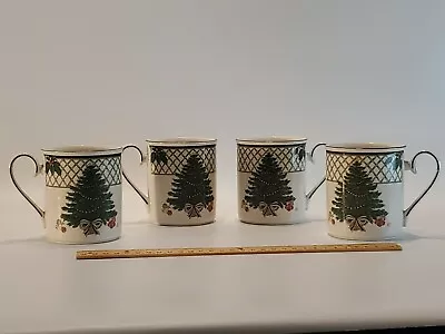 Vintage Mikasa Heritage 12 Oz Coffee/Tea Mugs 3.5  Christmas Story Set Of 4 EUC • $44.95