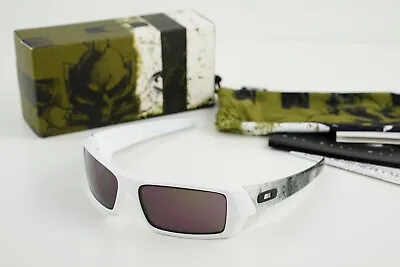 New! #24-050 Oakley Gascan Polished White 10th Mountain Division/Warm Grey W/Box • $799.99