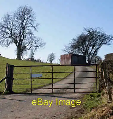 Photo 6x4 Rusty Tin Meifod/SJ1513 Corrugated Tin Building On Driveway To C2008 • £2