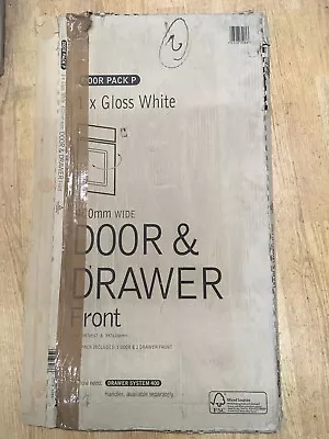 B&Q IT Kitchens Pack P Gloss White Door & Drawer Front (397x557&397x156mm) • £39.99