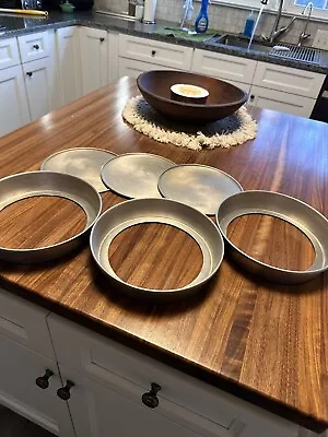 Vintage Lot Of 3 Wear-Ever Aluminum Round Cake Pans Removable Bottom 2725 9x1.5 • $9.99