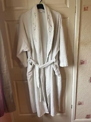 Marks &Spencer Long Towelling Dressing Gown/Robe Size 20/22 In White With Mint • £7