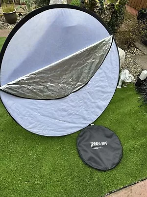 Neewer 5 In 1 Light Reflector 110cm Collapsible Photography • £7