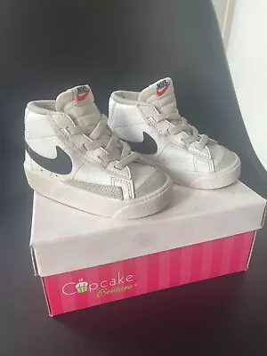 Baby Nike Trainers UK Size 4.5 • £3