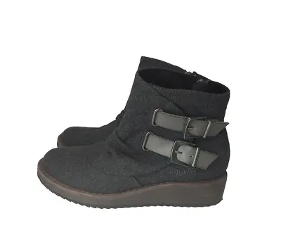 Blowfish Malibu Boots Womens 7.5 Buckle Strap Zip Ankle Booties Gray Fabric  • $21.56