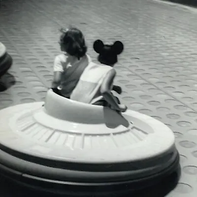 1J Photograph 1950-60's Mickey Mouse Ears Disneyland Ride Bumper Car UFO  • $14.50