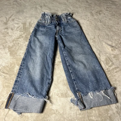 $15 • Buy Zara Kids Folded Up Ankle Jeans Size 6Y
