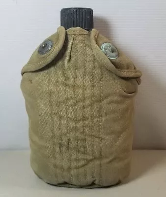 Vintage Ww2 Us Military Canteen 1944 Yt7 No 7 • $44.99